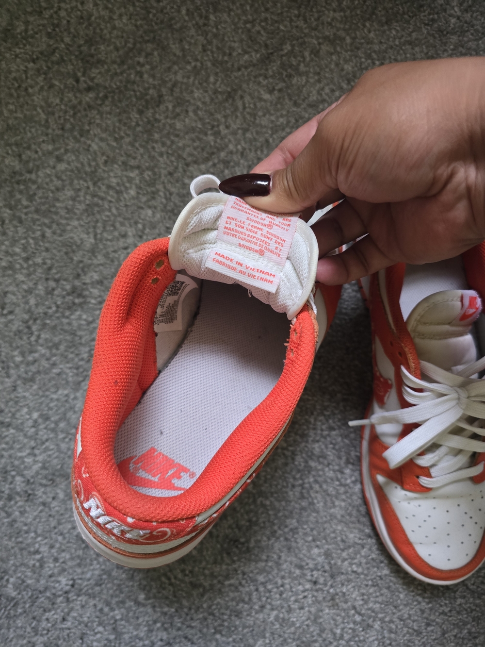 Nike Dunks - Picture 3 of 4